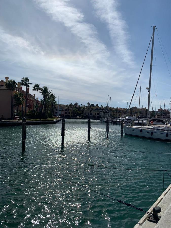 La Marina, Sotogrande Lejlighed Eksteriør billede